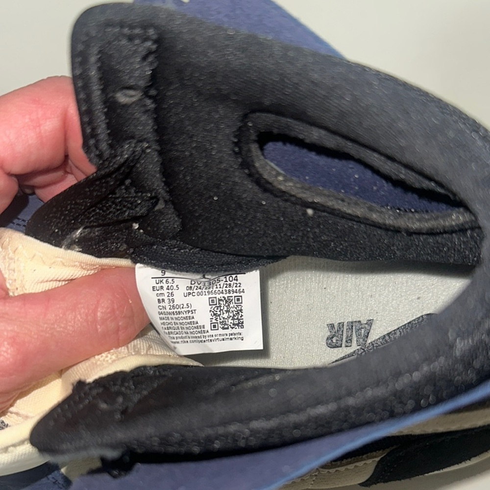 NWOT! Nike Air Jordan Black, Blue, and Cream Suede Sneakers with Iconic Design - Picture 7 of 7